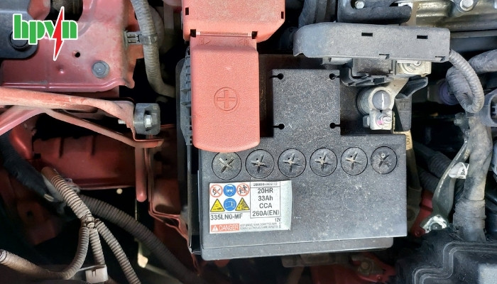 Ắc quy xe Toyota Cross Hybrid
